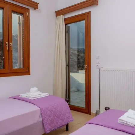 Apiranthian House-Panoramic View Cycladic Naxos Apartman *